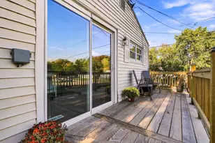 33 Rondeau Rd, Bellingham, MA 02019 - Photo 12