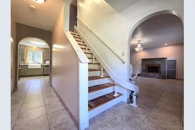 4 Joseph St, Dudley, MA 01571 - Photo 2