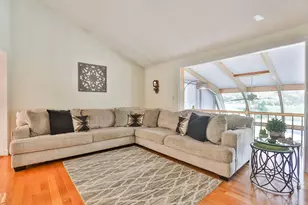 25 Indian Rock Dr, Saugus, MA 01906 - Photo 14
