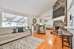 25 Indian Rock Dr, Saugus, MA 01906 - Photo 10