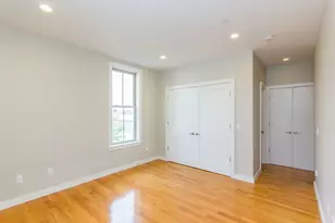 65 Willow Ct, Boston, MA 02127 - Photo 4