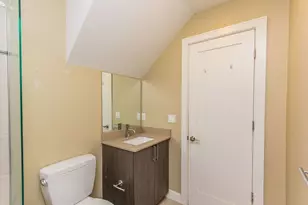 65 Willow Ct, Boston, MA 02127 - Photo 8