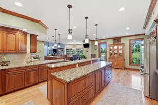 116 Grandview Ave, West Springfield, MA 01089 - Photo 14