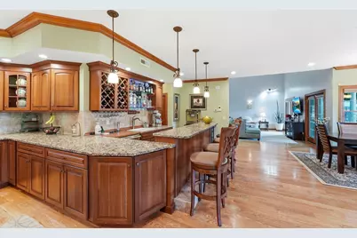 116 Grandview Avenue, West Springfield, MA 01089 - Photo 12