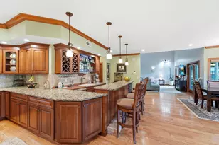 116 Grandview Ave, West Springfield, MA 01089 - Photo 12