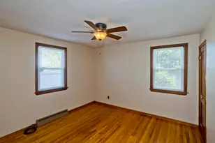 29 Marguerite St, Chicopee, MA 01020 - Photo 14