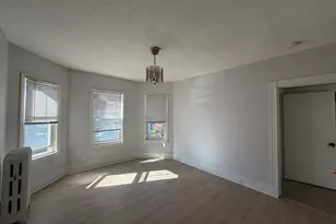 33 Everett Ave, Somerville, MA 02145 - Photo 1