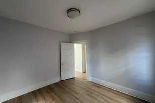 33 Everett Ave, Somerville, MA 02145 - Photo 16
