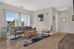 5 Repton Circle, Watertown, MA 02472 - Photo 2