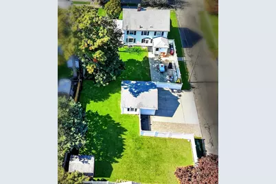 21 Elm Street, Melrose, MA 02176 - Photo 4