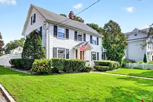 21 Elm St, Melrose, MA 02176 - Photo 34