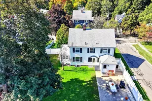 21 Elm St, Melrose, MA 02176 - Photo 38