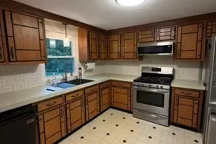 14 Brookwood Dr, Westport, MA 02790 - Photo 10