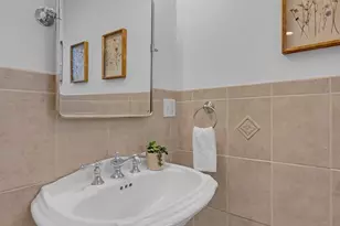 18 Sturgis St, Woburn, MA 01801 - Photo 16