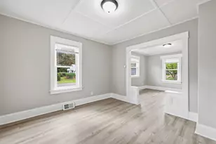 13 Furrow St, Westfield, MA 01085 - Photo 10