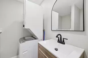 13 Furrow St, Westfield, MA 01085 - Photo 16