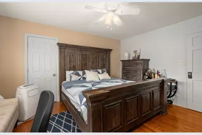 55 Arlington St, Lowell, MA 01854 - Photo 18