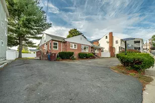 44 Essex St, Revere, MA 02151 - Photo 28