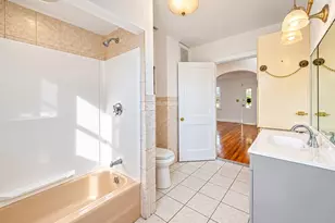 44 Essex St, Revere, MA 02151 - Photo 14