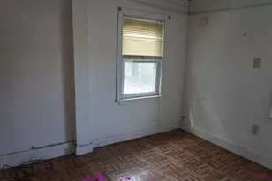 12-14 Billings St, Lowell, MA 01850 - Photo 8