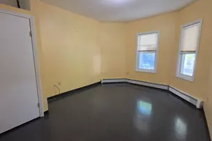 25 Sumner St, Revere, MA 02151 - Photo 6