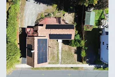 165 Chapman St, Greenfield, MA 01301 - Photo 8