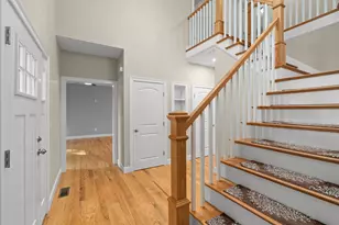63 Locust St, Salisbury, MA 01952 - Photo 4