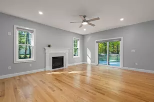 63 Locust St, Salisbury, MA 01952 - Photo 8