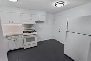 635 W Lowell Ave, Haverhill, MA 01832 - Photo 8