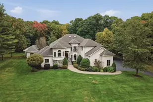 37 Putnam Hill Rd, Sutton, MA 01590 - Photo 2