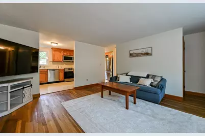 491 Maple St, Mansfield, MA 02048 - Photo 12