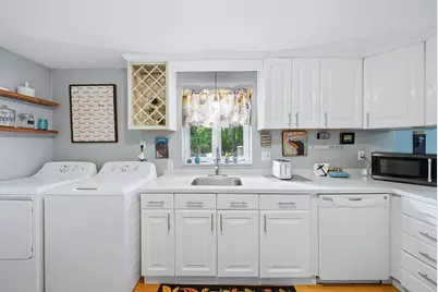 50 Barry Rd, Worcester, MA 01609 - Photo 12
