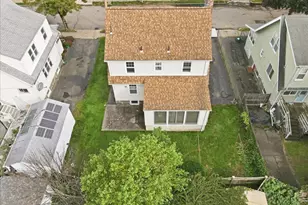 41 Eustis St, Quincy, MA 02170 - Photo 30