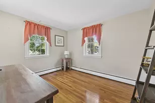 398 South St, Plainville, MA 02762 - Photo 12