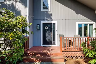 94 Walton Heath Way, Mashpee, MA 02649 - Photo 4