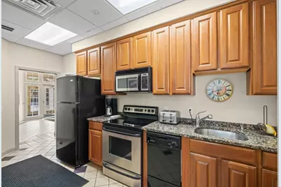 210 Chickering Rd #201A, North Andover, MA 01845 - Photo 26