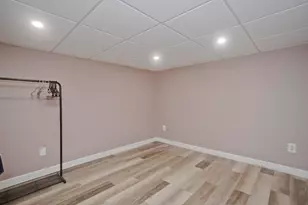 107 Parenteau Dr, Chicopee, MA 01020 - Photo 32