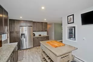 107 Parenteau Dr, Chicopee, MA 01020 - Photo 12