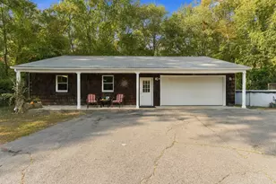 480 Hartford Ave E, Uxbridge, MA 01569 - Photo 30
