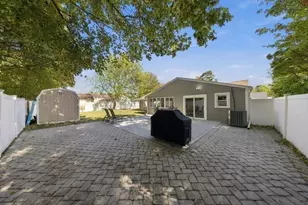 17 Lake St, Braintree, MA 02184 - Photo 22