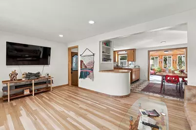 5 Winchester Ter, Northampton, MA 01062 - Photo 4