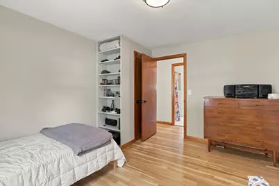 5 Winchester Ter, Northampton, MA 01062 - Photo 16