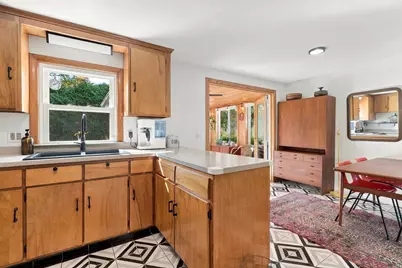 5 Winchester Ter, Northampton, MA 01062 - Photo 6