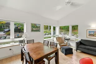 129 Hinckley St, Northampton, MA 01062 - Photo 10
