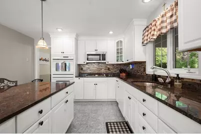 10 Valley Rd, Danvers, MA 01923 - Photo 4