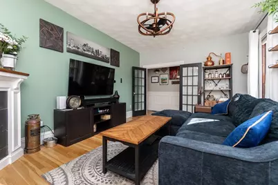 138 Robbins Street #1, Waltham, MA 02453 - Photo 4