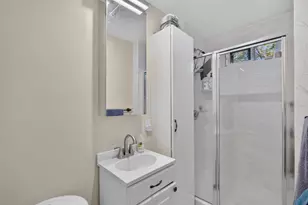 163 Roslindale, Boston, MA 02131 - Photo 10