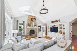 8 Park Pl, Mattapoisett, MA 02739 - Photo 12