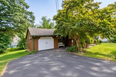 290 Morton St, West Springfield, MA 01089 - Photo 2