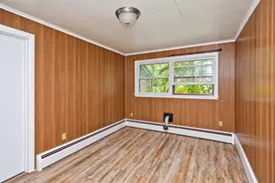 290 Morton St, West Springfield, MA 01089 - Photo 6